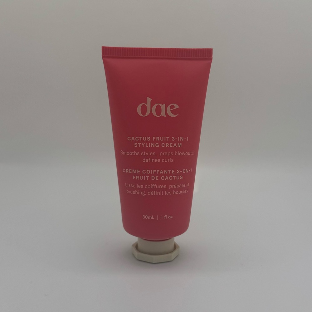 Dae Cactus Fruit 3-in-1 Styling Cream - Pink
